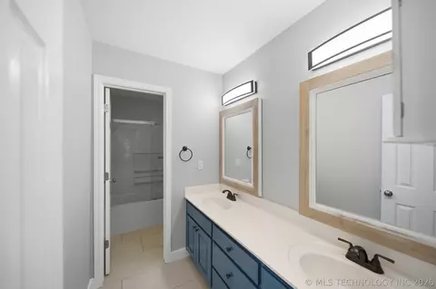 Bath - 9108 E 77th St, Tulsa, OK 74133 photo 6 of 6