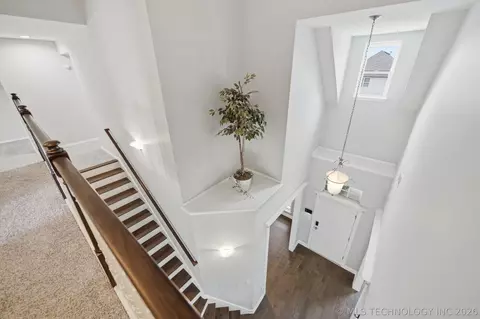 Entry Way - 9108 E 77th St, Tulsa, OK 74133 photo 3 of 3