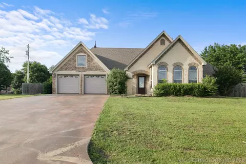 338 W 7th, Kiowa, OK 74553