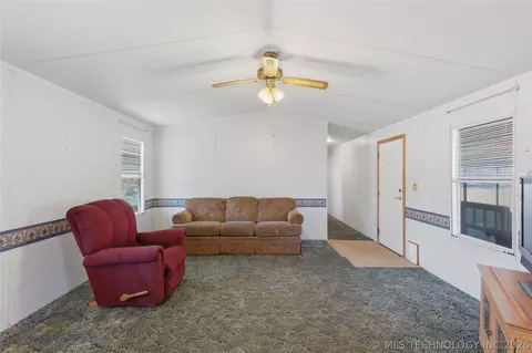 117525 S 4209 Rd, Eufaula, OK 74432 photo 6