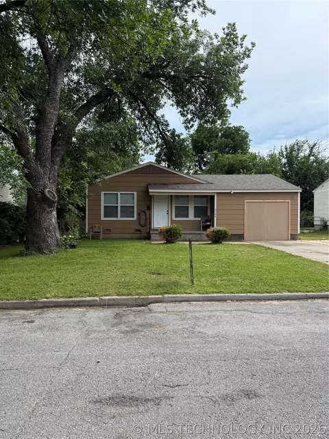 3724 W 45th Pl, Tulsa, OK 74107