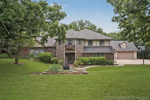 12525 S Skyline Dr, Jenks, OK 74037