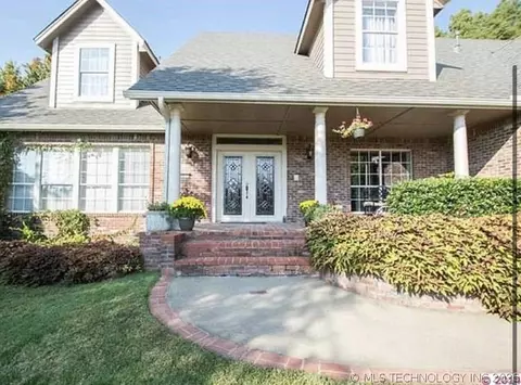8632 S Braden Ave, Tulsa, OK 74137
