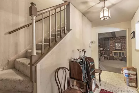 Entry Way - 7312 E 68th Pl, Tulsa, OK 74133 photo 1 of 5