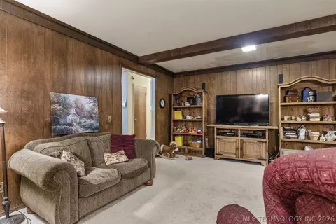 Living - 7312 E 68th Pl, Tulsa, OK 74133 photo 4 of 4