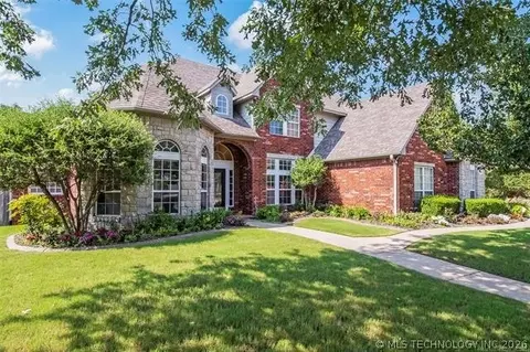 7804 E Dallas St, Broken Arrow, OK 74014