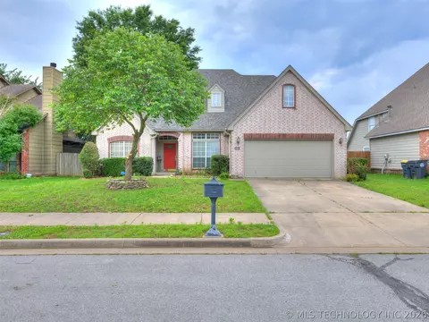 3006 W G St, Jenks, OK 74037