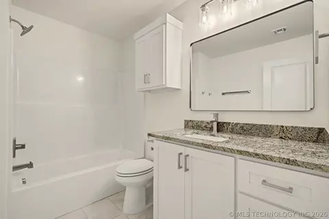Bath - 17298 E 45th Pl, Tulsa, OK 74134 photo 10 of 10
