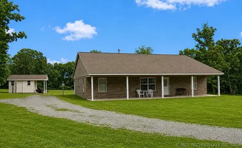 8268 N Shiloh Rd, Hulbert, OK 74441
