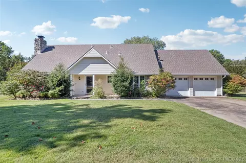6712 S 136th Ave E, Broken Arrow, OK 74012
