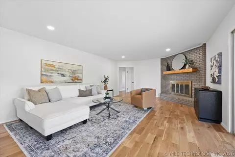 Living - 3748 E 48th Pl, Tulsa, OK 74135 photo 2 of 5