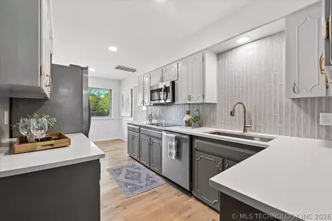 Kitchen - 3748 E 48th Pl, Tulsa, OK 74135 photo 1 of 5