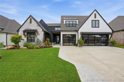 Exterior - 3732 E 115th Pl S, Tulsa, OK 74137 photo 9 of 11