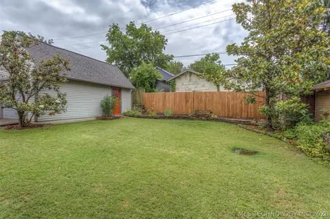 1832 E 16th Pl, Tulsa, OK 74104 photo 38