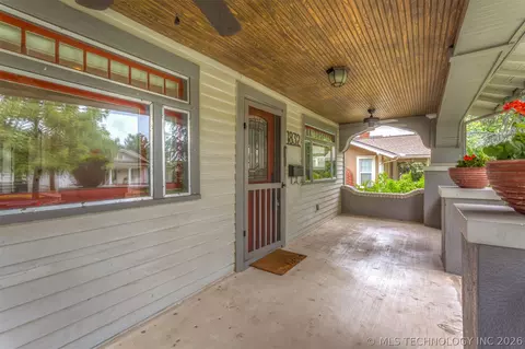 1832 E 16th Pl, Tulsa, OK 74104 photo 5