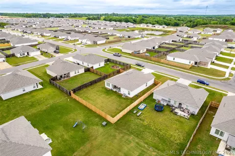 View/Area - 23317 E 114th St S, Broken Arrow, OK 74014 photo 5 of 11