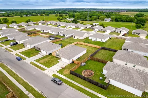 View/Area - 23317 E 114th St S, Broken Arrow, OK 74014 photo 7 of 11