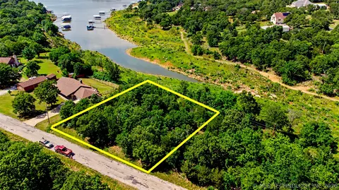 Mayfield Road, Prue, OK 74060