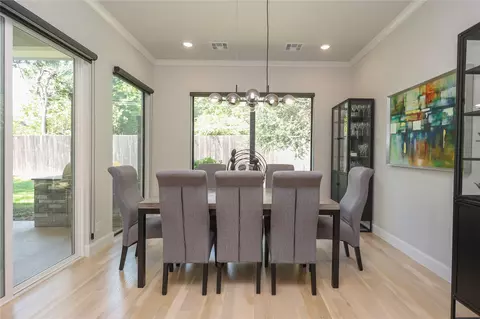 Dining - 3131 E 26th Pl, Tulsa, OK 74114 photo 1 of 2