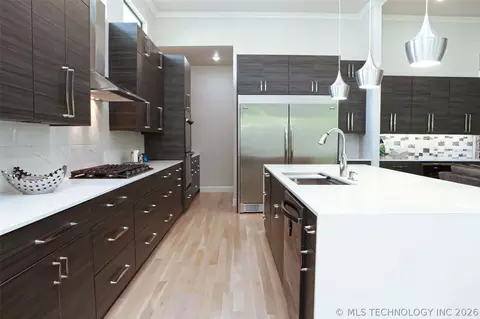 Kitchen - 3131 E 26th Pl, Tulsa, OK 74114 photo 4 of 6