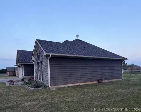 Exterior - 140 Avalanche, Durant, OK 74701 photo 2 of 2