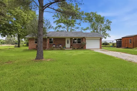 6827 E Rodeo, Atoka, OK 74525