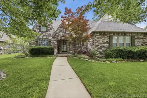 3701 N Oak Ave, Broken Arrow, OK 74012