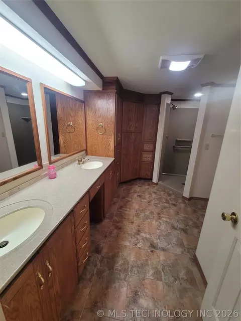 425126 E 1168 Rd, Eufaula, OK 74432 photo 11