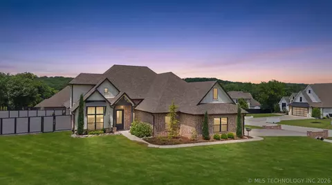 3106 W 118th St S, Jenks, OK 74037