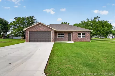 400 Vine St, Chelsea, OK 74016