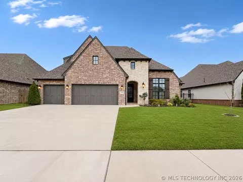 3719 E 116th St S, Tulsa, OK 74137