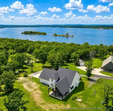 135 Dixie Cv, Eufaula, OK 74432 photo 1