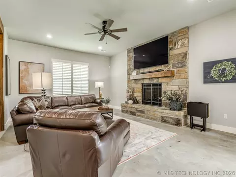 135 Dixie Cv, Eufaula, OK 74432 photo 13