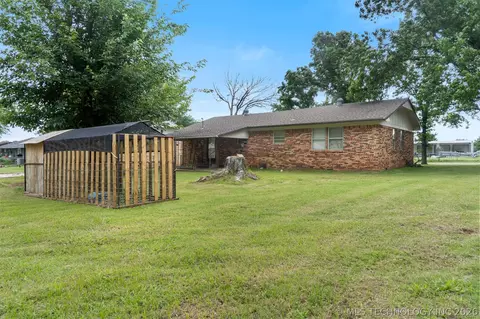 Exterior - 703 Mccarley, Colbert, OK 74733 photo 2 of 3