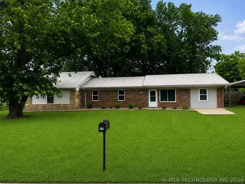 506 S 1st Ave S, Mccurtain, OK 74944
