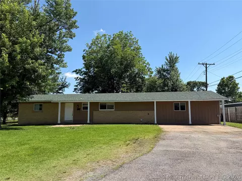 704 W Blair, Wilburton, OK 74578