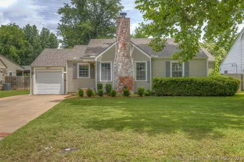 3011 S Boston Ct, Tulsa, OK 74114