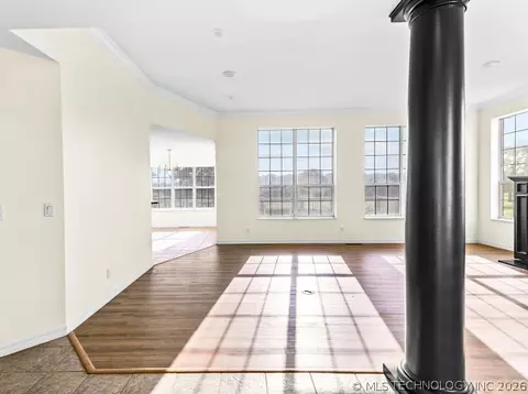 Living - 311 Larsh, Ada, OK 74820 photo 2 of 7