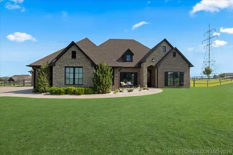 7003 E 88th St N, Owasso, OK 74055
