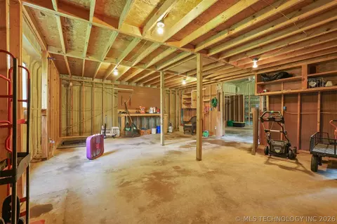 Other - 107 Maple, Broken Bow, OK 74728 photo 7 of 8