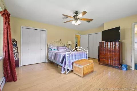 Bedroom - 107 Maple, Broken Bow, OK 74728 photo 6 of 7