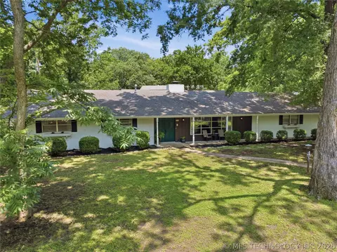 1015 Brookside Pkwy, Bartlesville, OK 74006