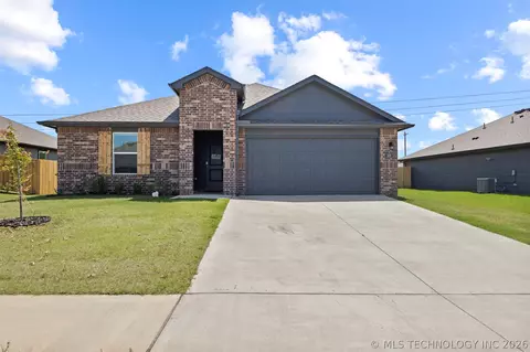 509 E 85th St, Broken Arrow, OK 74014