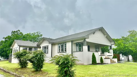 100 E Broadway, Sulphur, OK 73086