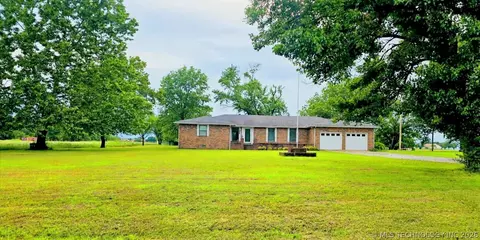 731 N Mississippi St, Nowata, OK 74048