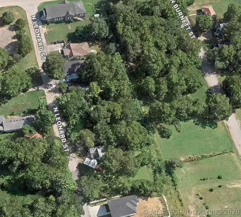 225 N Leonard St, Sapulpa, OK 74066