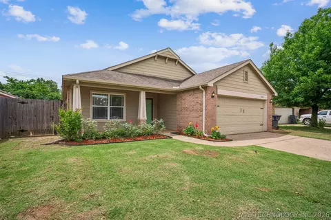 6618 E 130th Pl S, Bixby, OK 74008