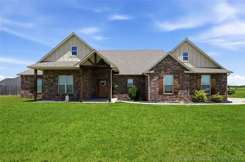 1684 E 61st St, Muskogee, OK 74403