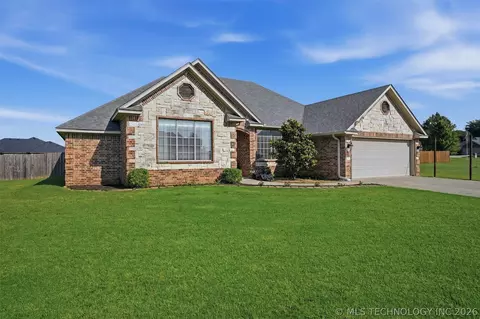 3221 Meagan Ave, Durant, OK 74701