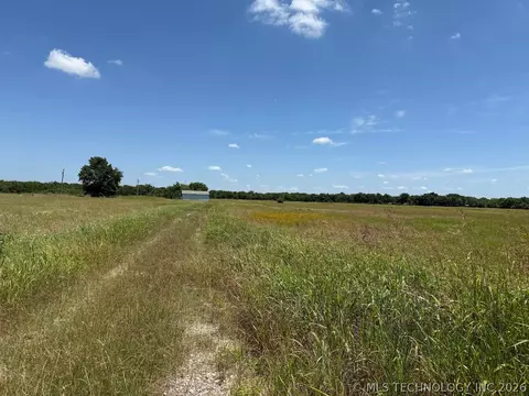 Maple Street, Porum, OK 74455